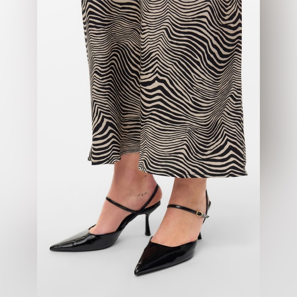 ZARA ANIMAL PRINT MAXI SKIRT - TAN SIZE SMALL (PREOWNED) - Picture 4 of 14